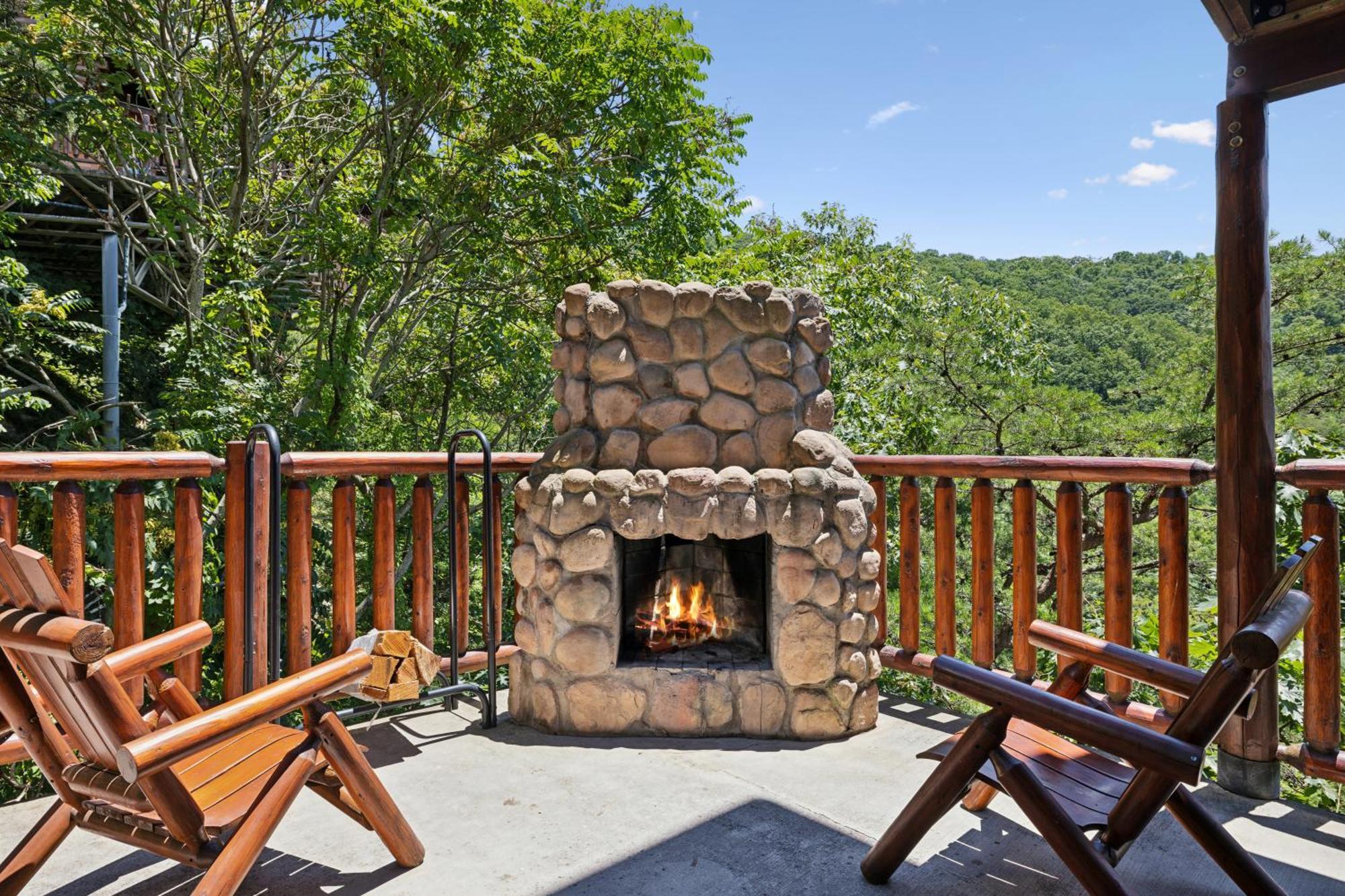 Amazing Views, Pool, Hot Tub, Game Room Sevierville Esterno foto